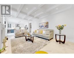 158 WALTER ENGLISH DRIVE, East Gwillimbury, Ontario