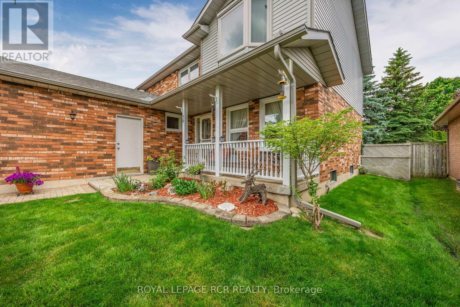 39 Passmore Avenue, Orangeville, Ontario  L9W 4K4 - Photo 3 - W12880674