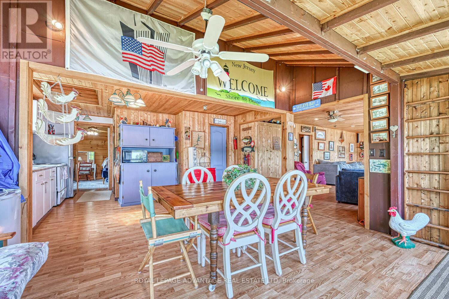 832 Klon Lane, Leeds And The Thousand Islands, Ontario  K0H 2N0 - Photo 13 - X12196649