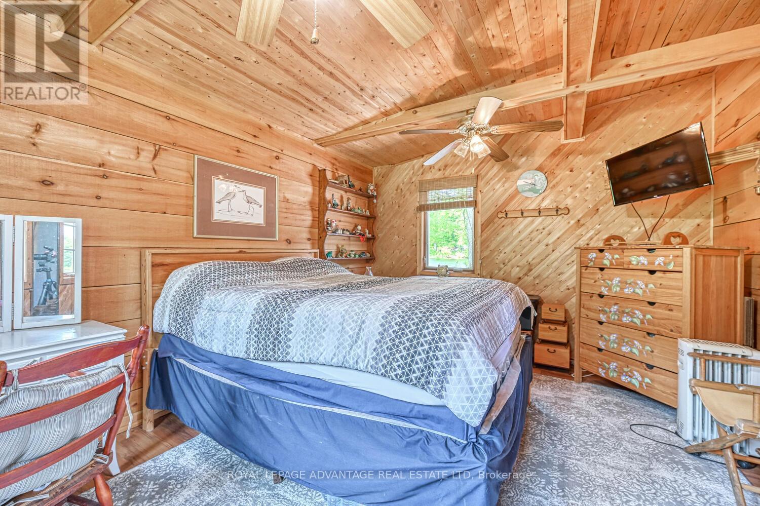 832 Klon Lane, Leeds And The Thousand Islands, Ontario  K0H 2N0 - Photo 22 - X12196649