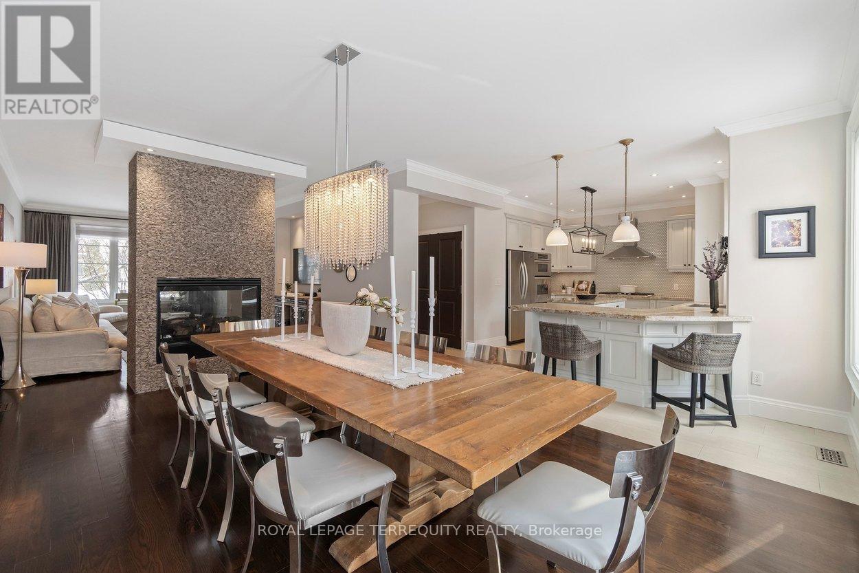 12 Elliott Avenue, Toronto, Ontario  M8X 2P8 - Photo 12 - W12943316