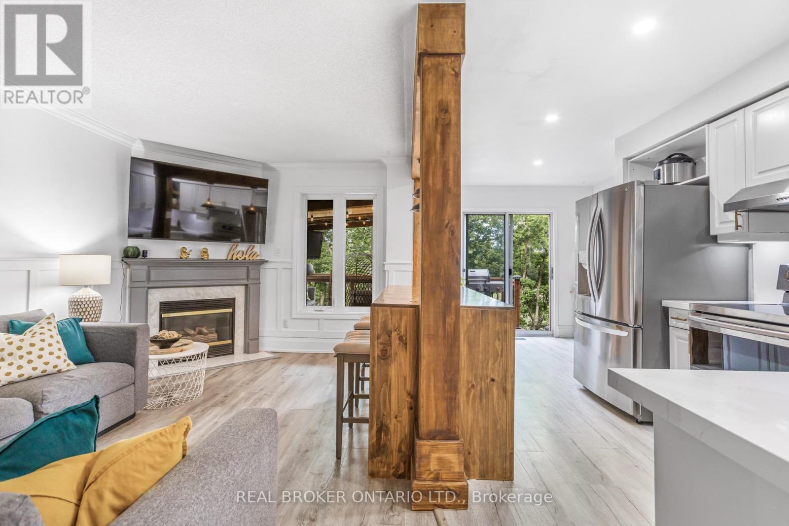 184 Howard Crescent, Orangeville, Ontario  L9W 4W3 - Photo 7 - W12943318