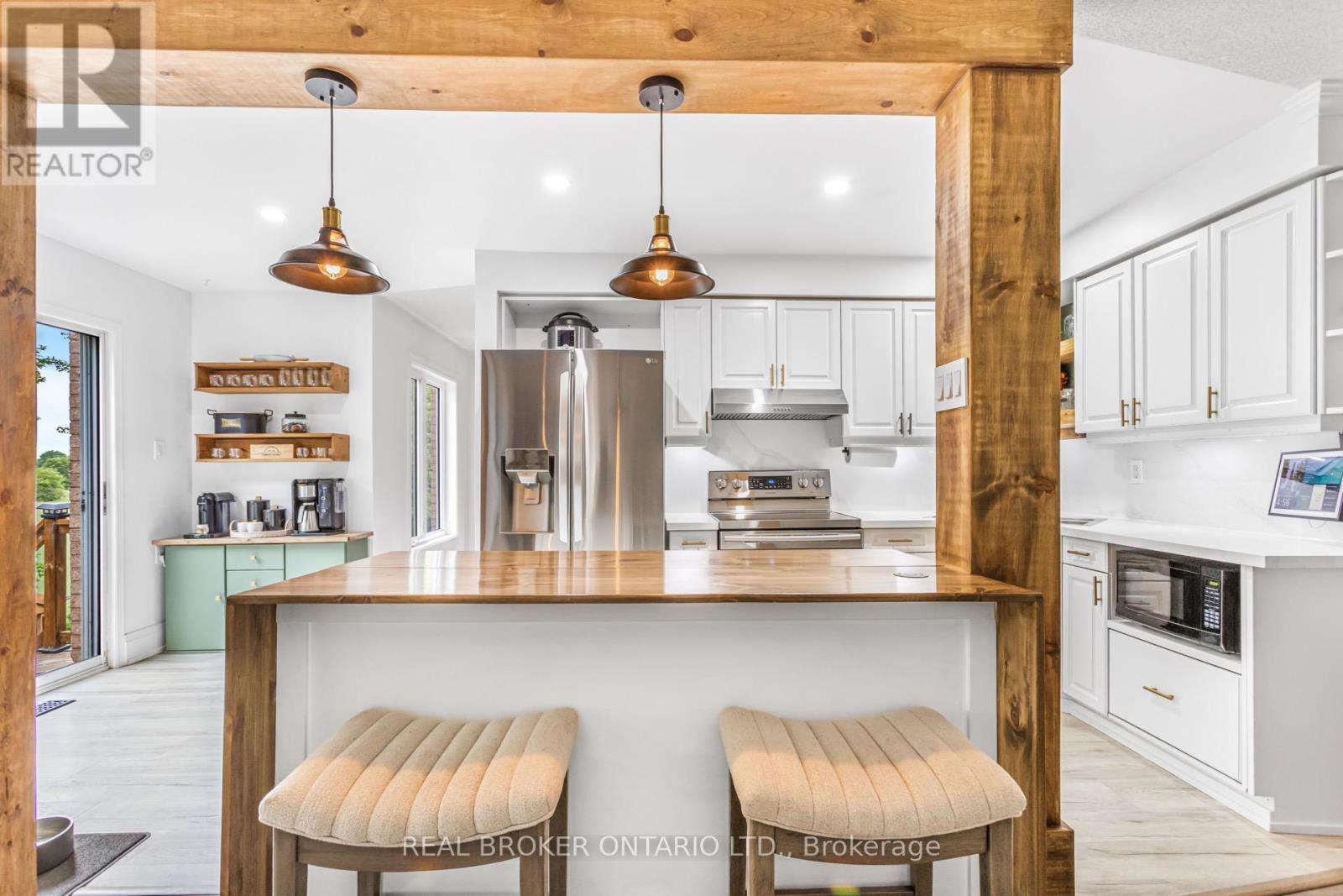 184 Howard Crescent, Orangeville, Ontario  L9W 4W3 - Photo 8 - W12943318