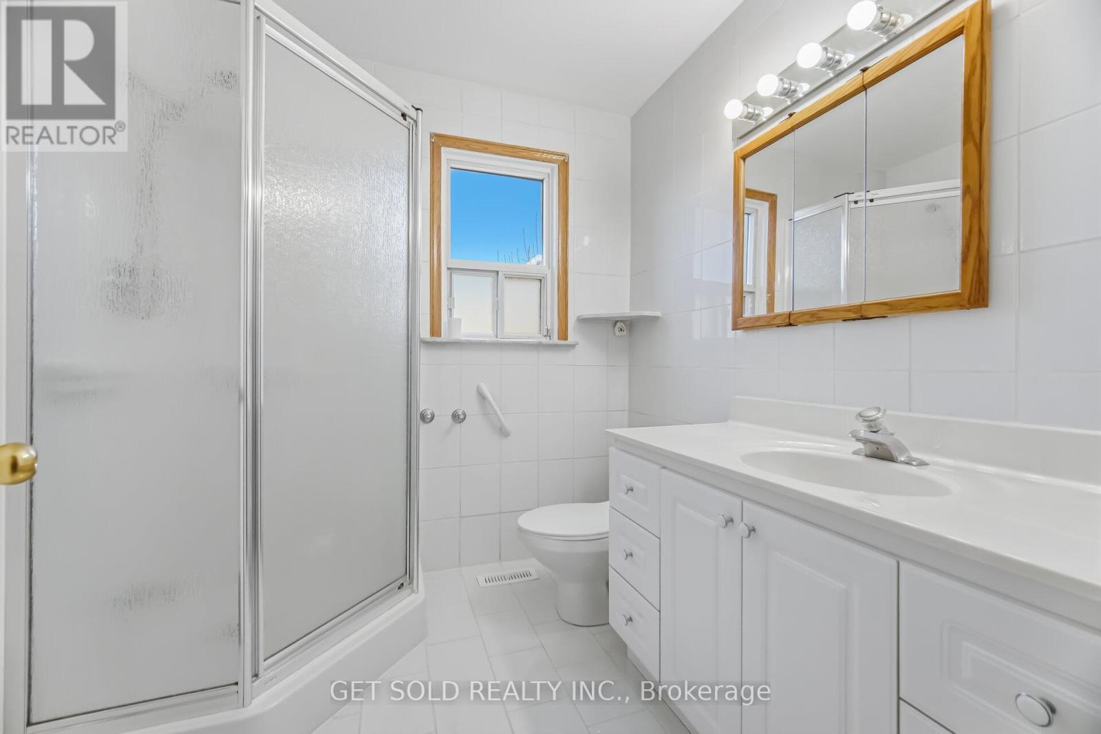 60 Erie Street, Toronto, Ontario  M6L 2P9 - Photo 16 - W12943322