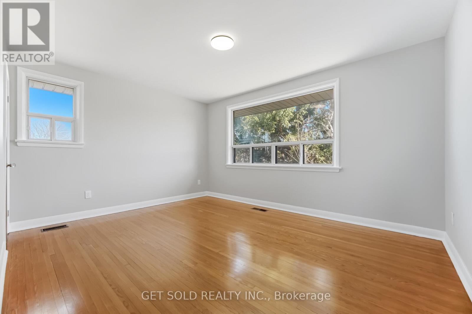 60 Erie Street, Toronto, Ontario  M6L 2P9 - Photo 26 - W12943322