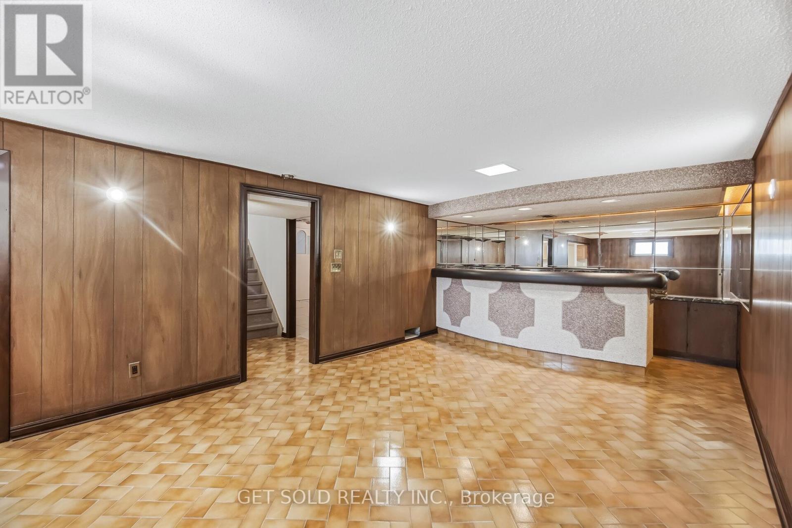 60 Erie Street, Toronto, Ontario  M6L 2P9 - Photo 35 - W12943322