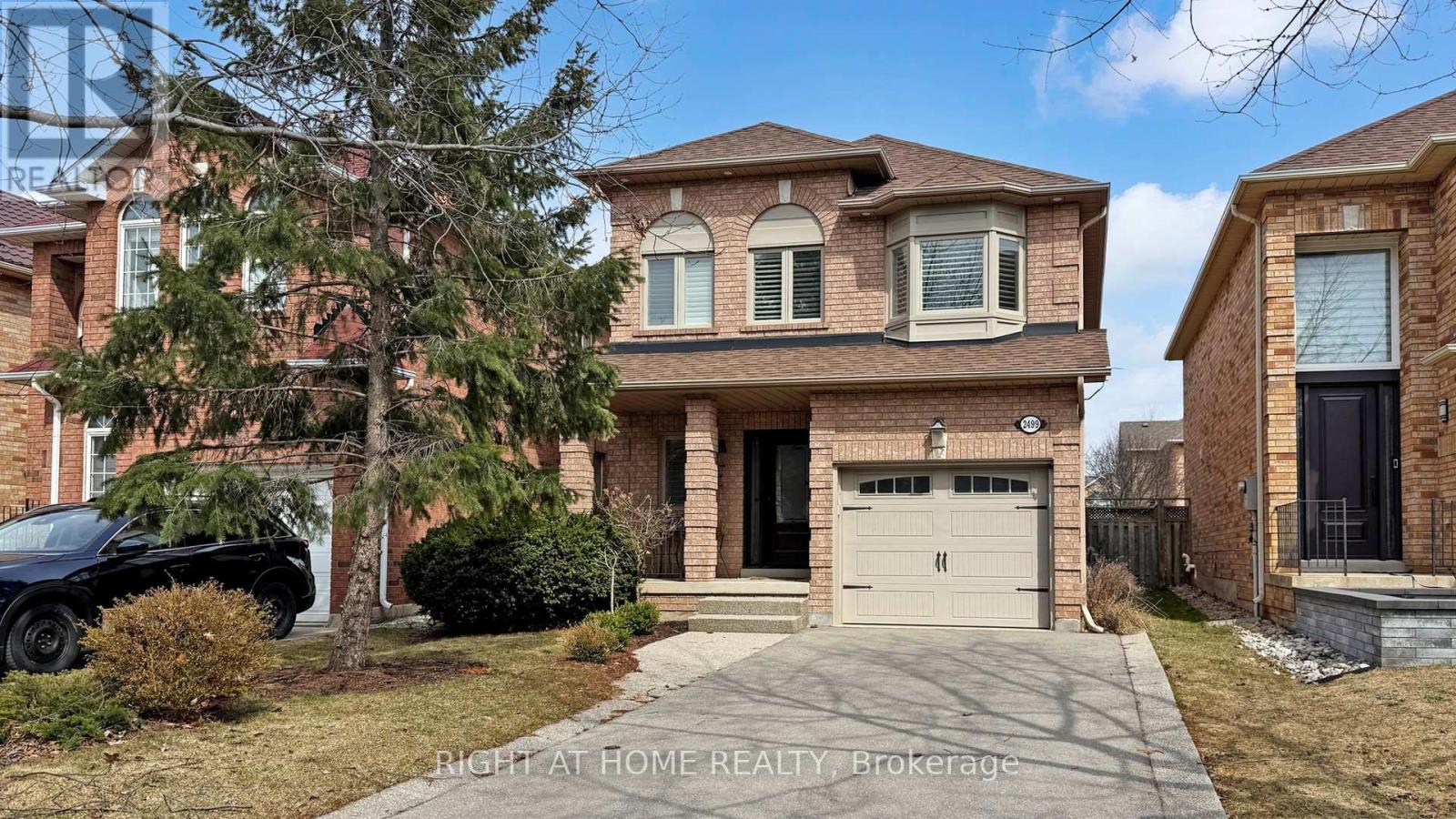 2499 LOGAN AVENUE, Oakville, Ontario