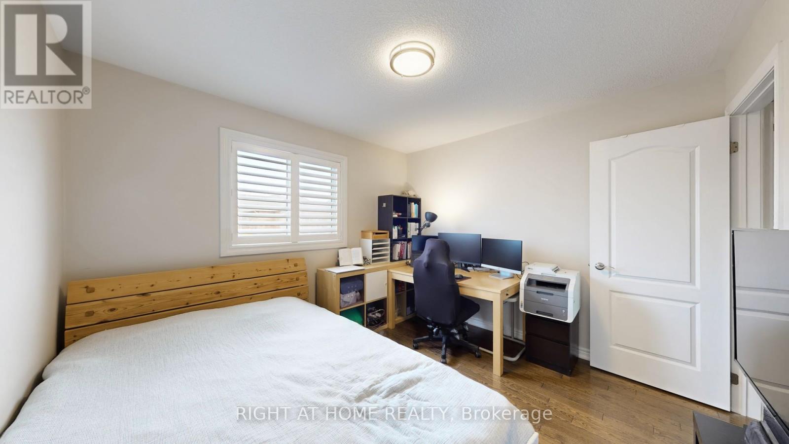 2499 Logan Avenue, Oakville, Ontario  L6H 6S1 - Photo 30 - W12943350