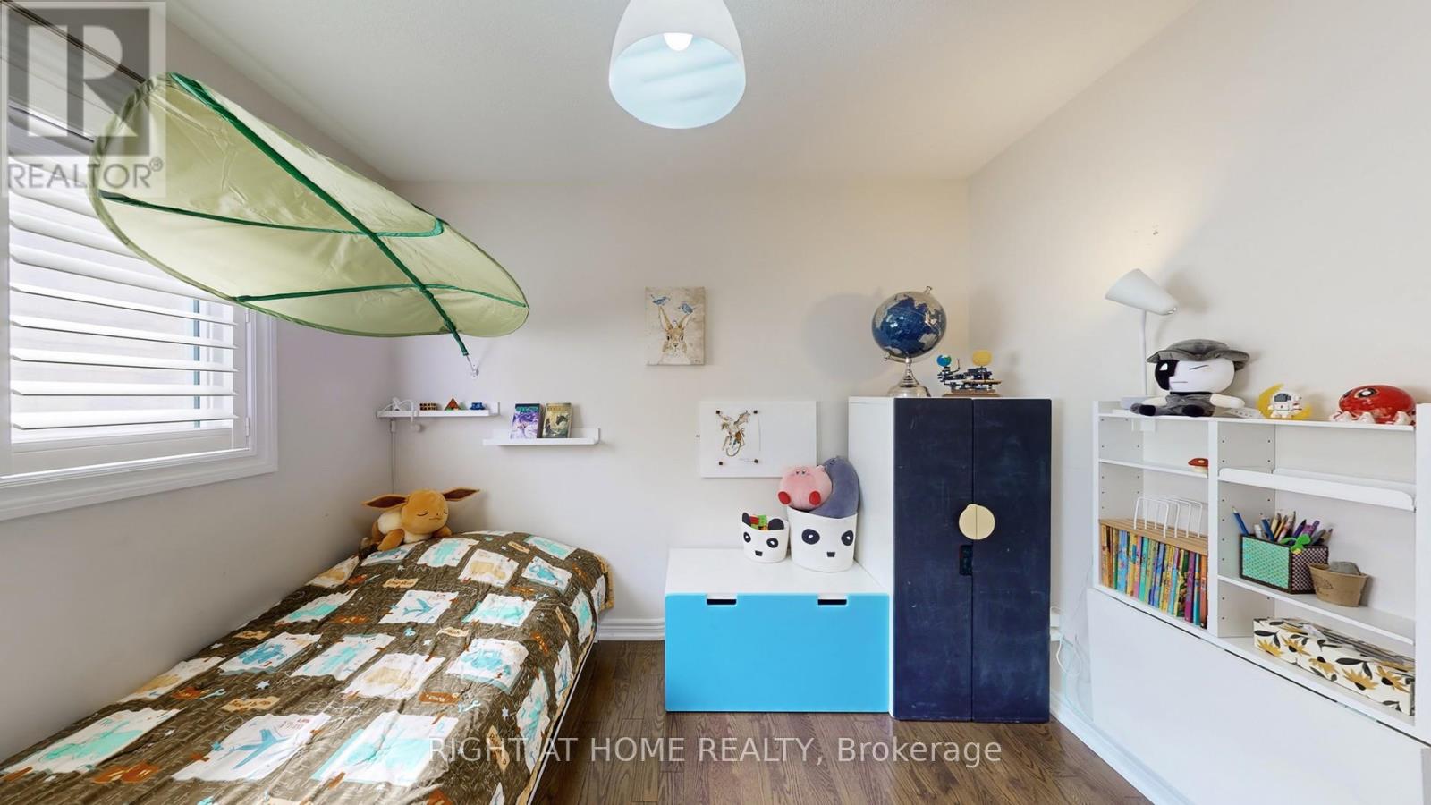 2499 Logan Avenue, Oakville, Ontario  L6H 6S1 - Photo 34 - W12943350