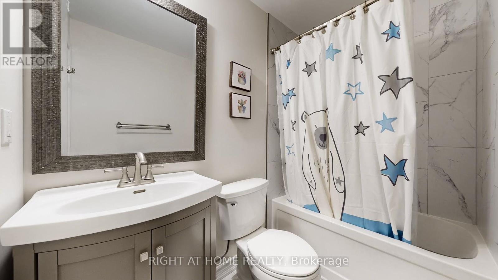 2499 Logan Avenue, Oakville, Ontario  L6H 6S1 - Photo 35 - W12943350