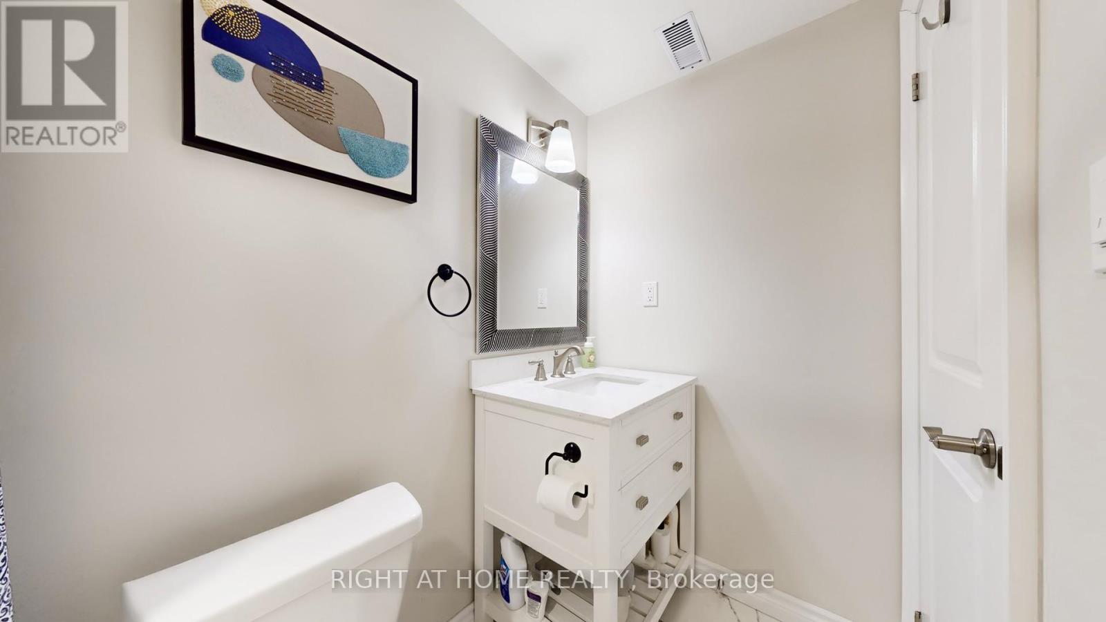 2499 Logan Avenue, Oakville, Ontario  L6H 6S1 - Photo 43 - W12943350