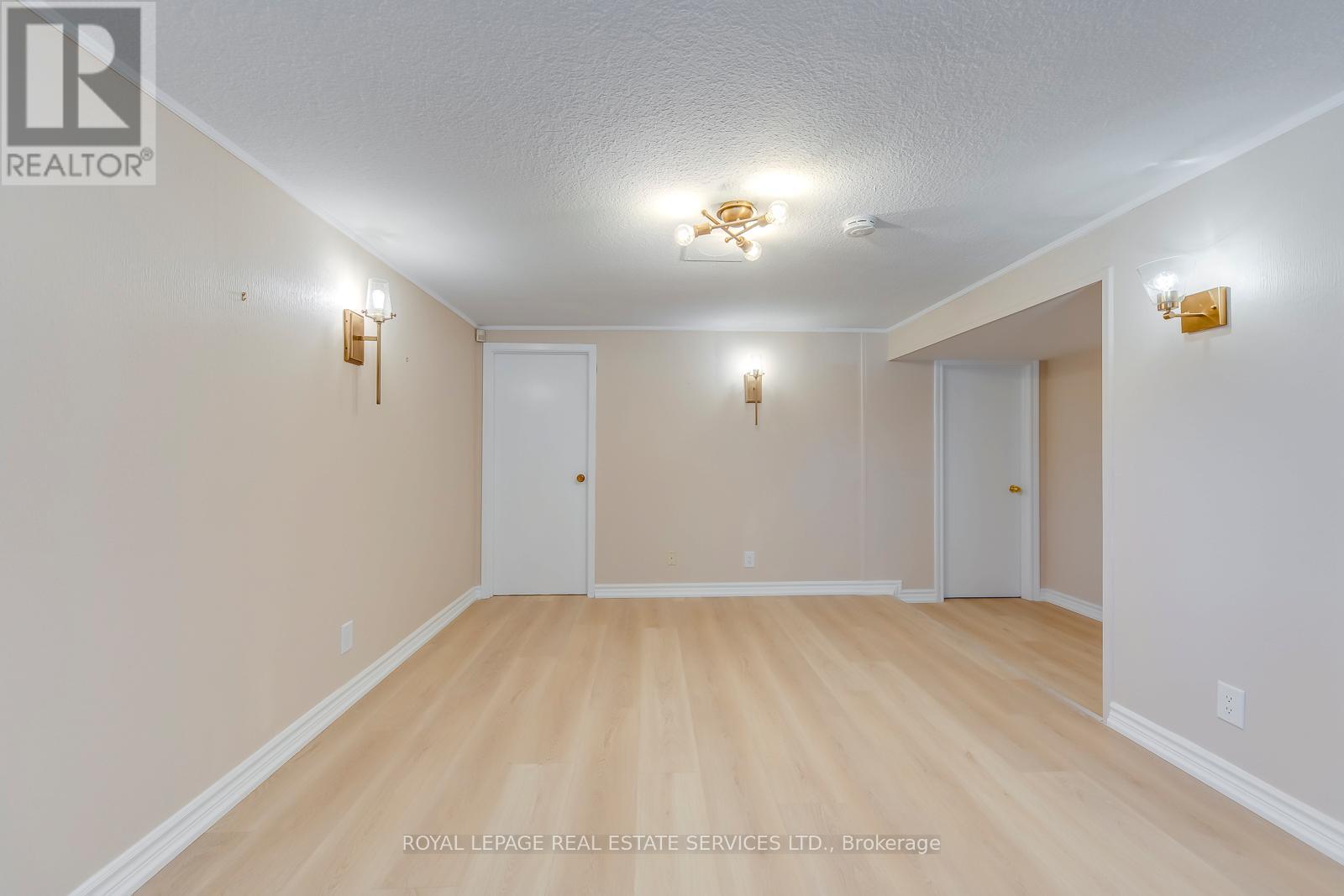 Bsmt - 383 Wentworth Street, Oakville, Ontario  L6K 1X1 - Photo 9 - W12943356