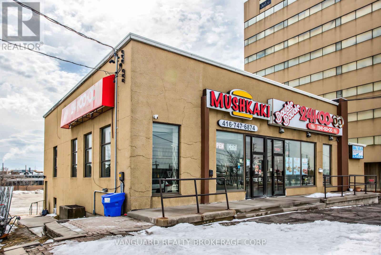 145-155 Rexdale Boulevard, Toronto, Ontario  M9W 5Z8 - Photo 6 - W12943358