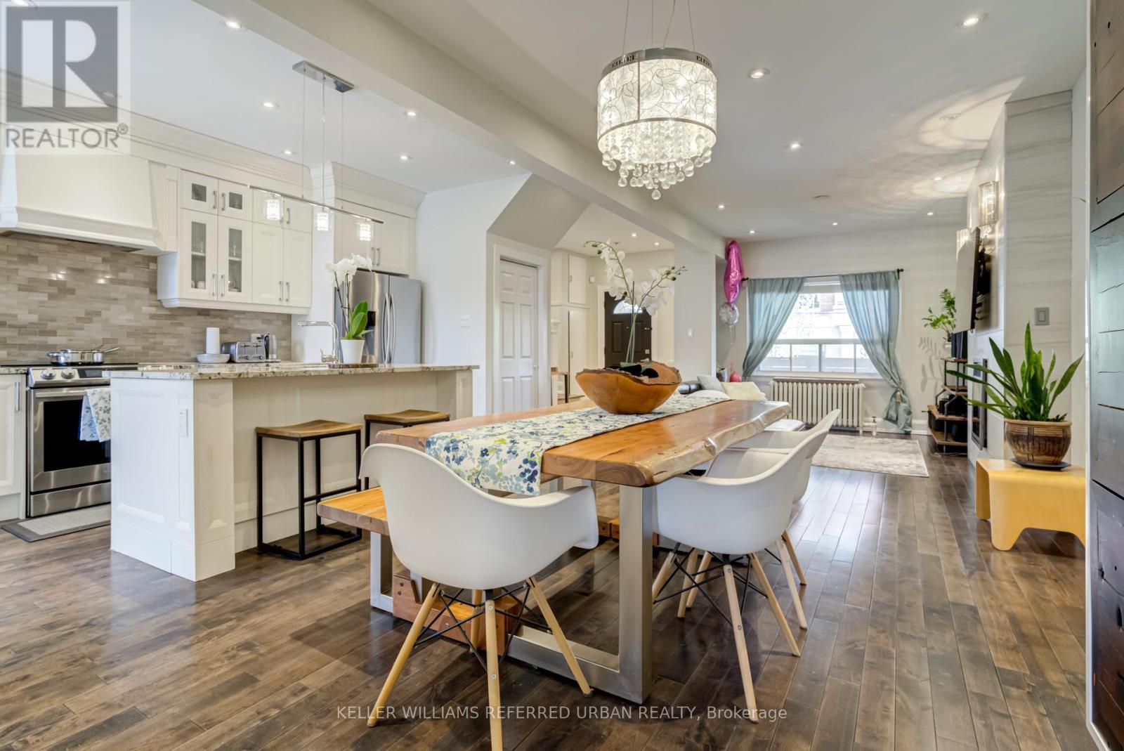 630 Runnymede Road, Toronto, Ontario  M6S 3A2 - Photo 17 - W12943360