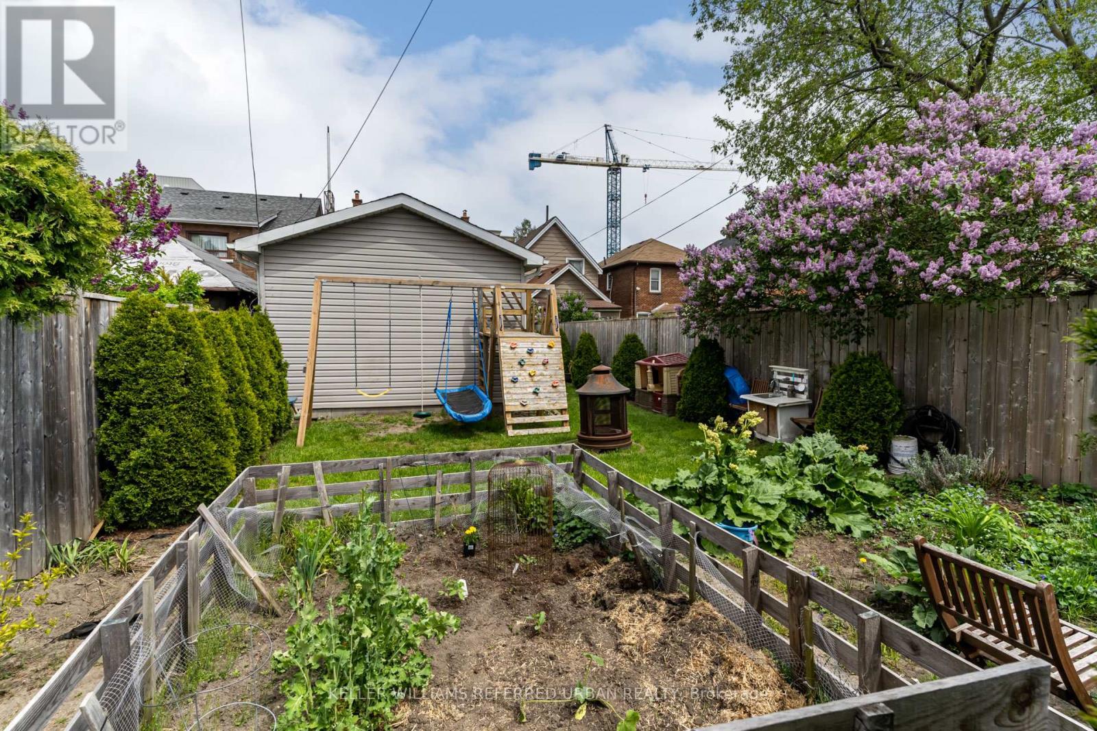 630 Runnymede Road, Toronto, Ontario  M6S 3A2 - Photo 39 - W12943360