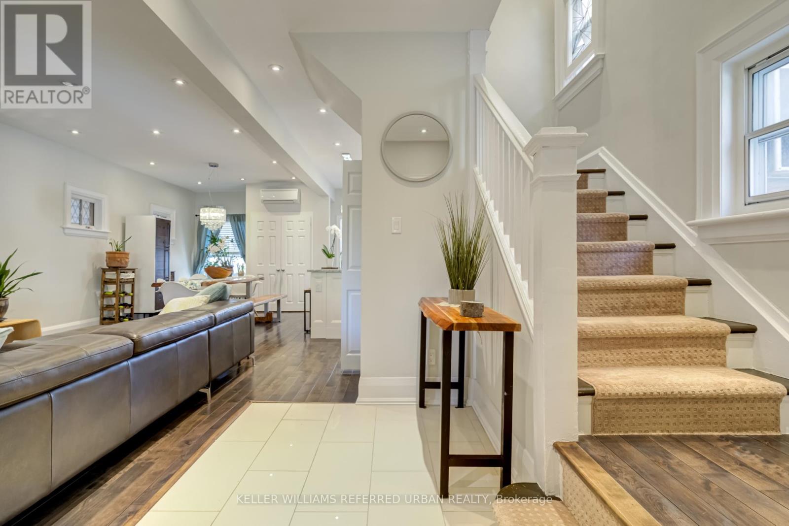 630 Runnymede Road, Toronto, Ontario  M6S 3A2 - Photo 4 - W12943360