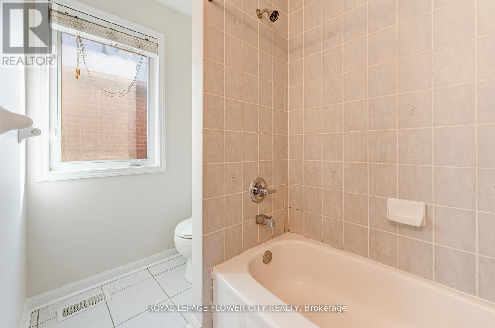 80 Dwyer Drive, Brampton, Ontario  L6S 0B1 - Photo 26 - W12943374