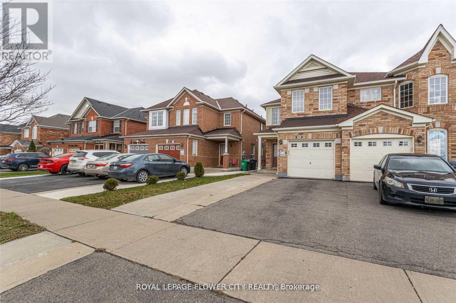 80 Dwyer Drive, Brampton, Ontario  L6S 0B1 - Photo 3 - W12943374