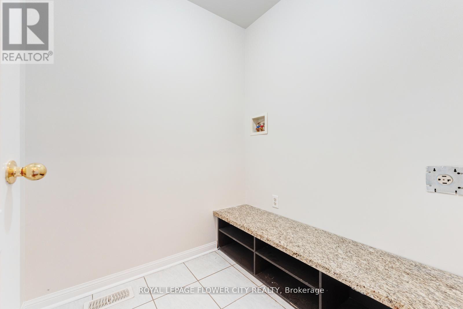 80 Dwyer Drive, Brampton, Ontario  L6S 0B1 - Photo 39 - W12943374