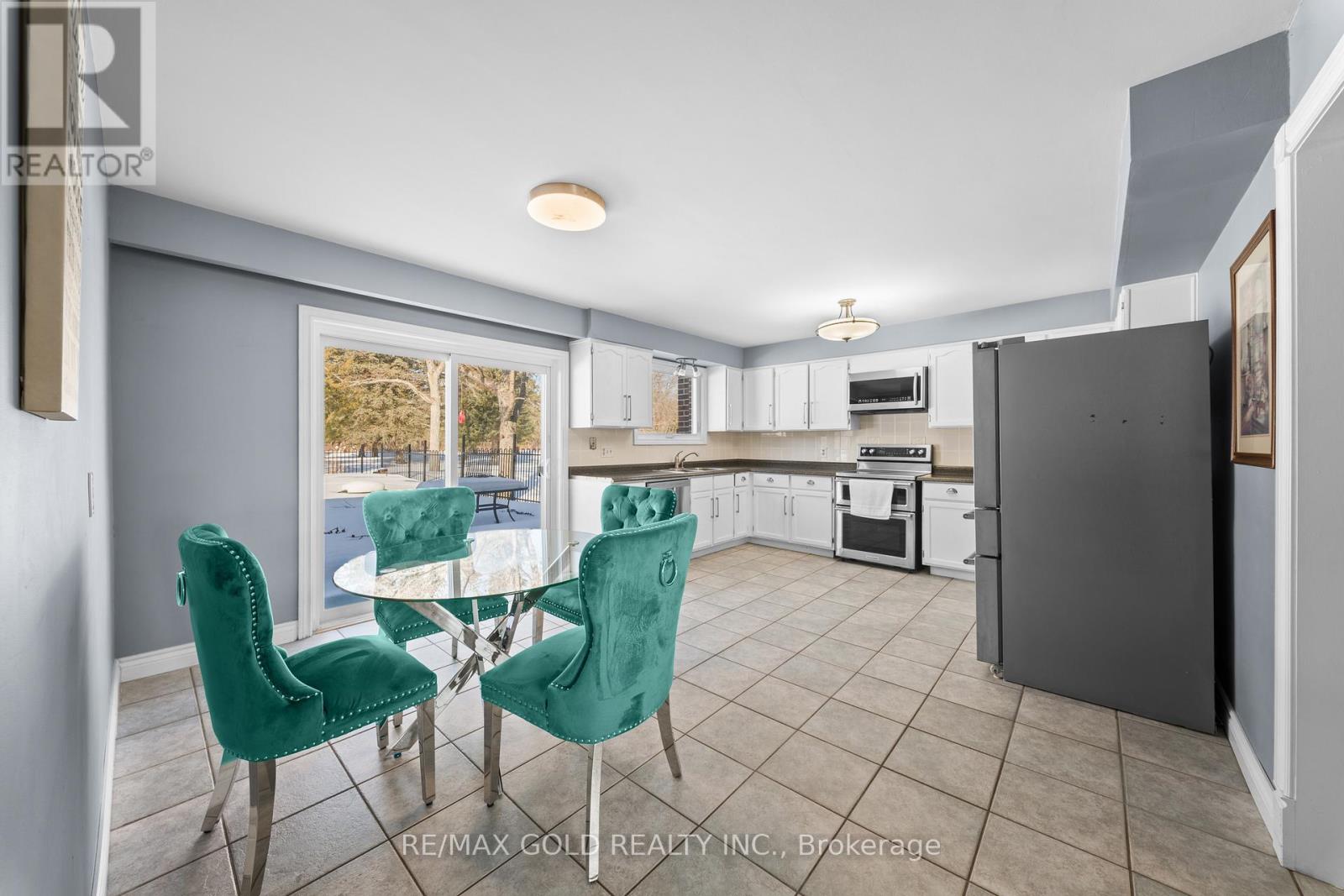 14 Birchview Drive, Caledon, Ontario  L7K 0L5 - Photo 19 - W12943394