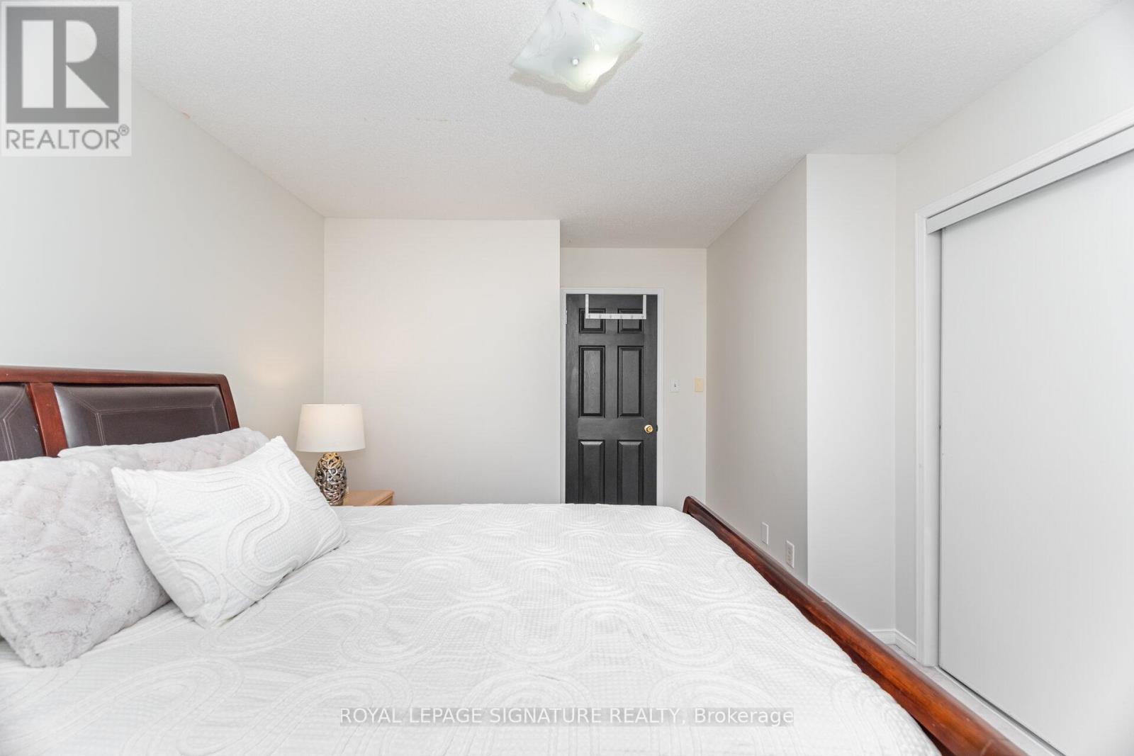 7131 Chatham Court, Mississauga, Ontario  L5N 8R1 - Photo 17 - W12943416