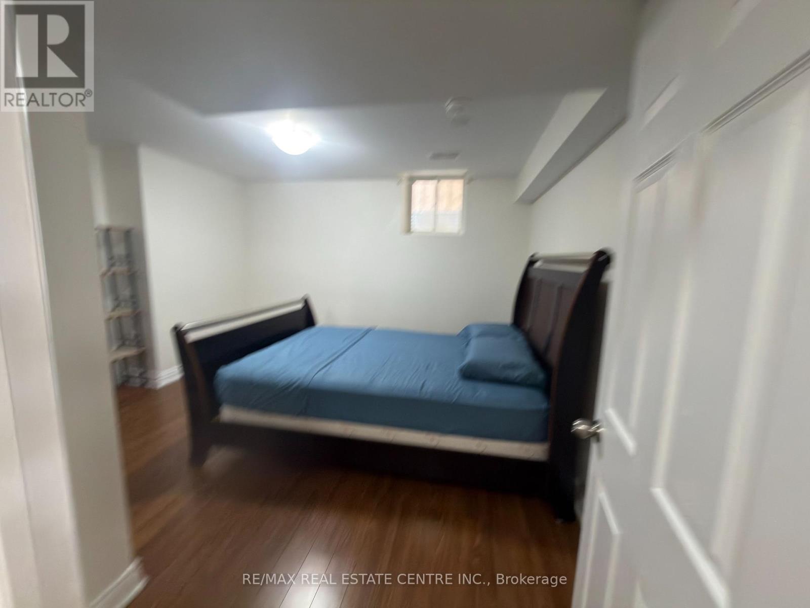 4325 Guildwood Way, Mississauga, Ontario  L5R 0A7 - Photo 12 - W12943436