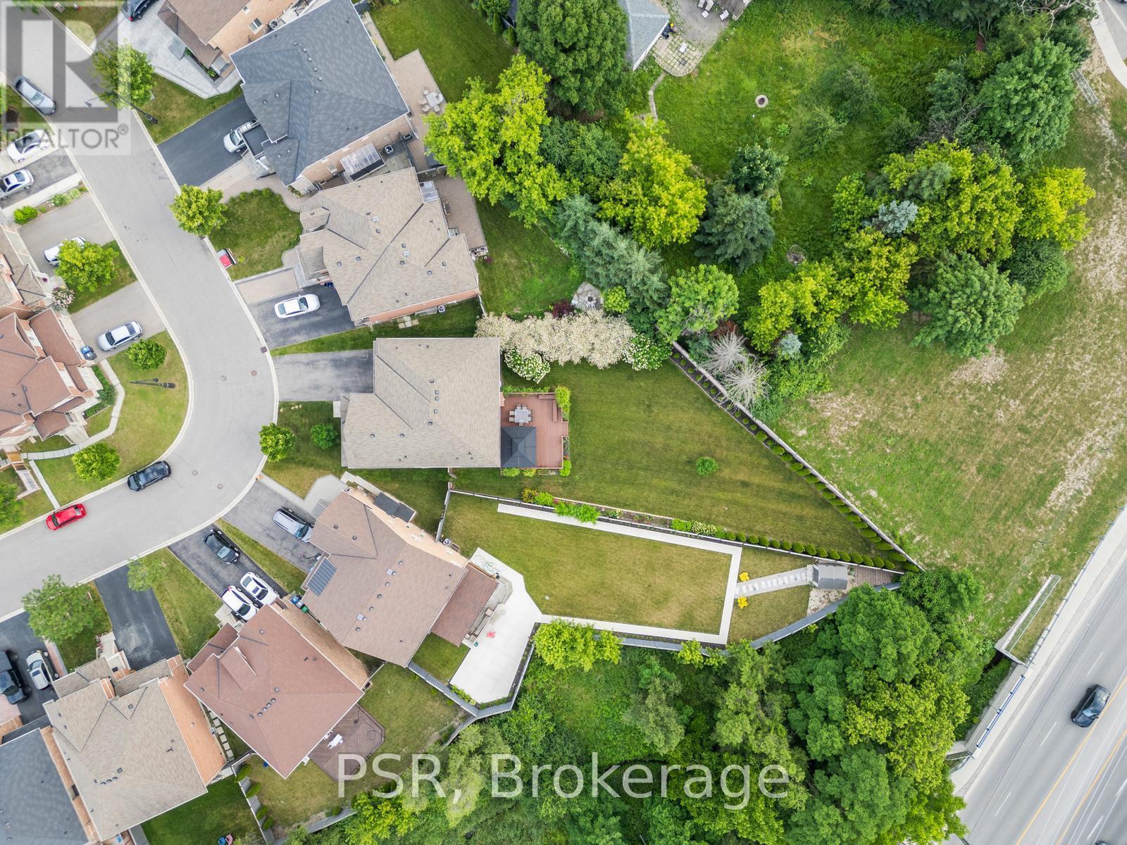 12 Danfield Court, Brampton, Ontario  L6Y 2X9 - Photo 33 - W12943458