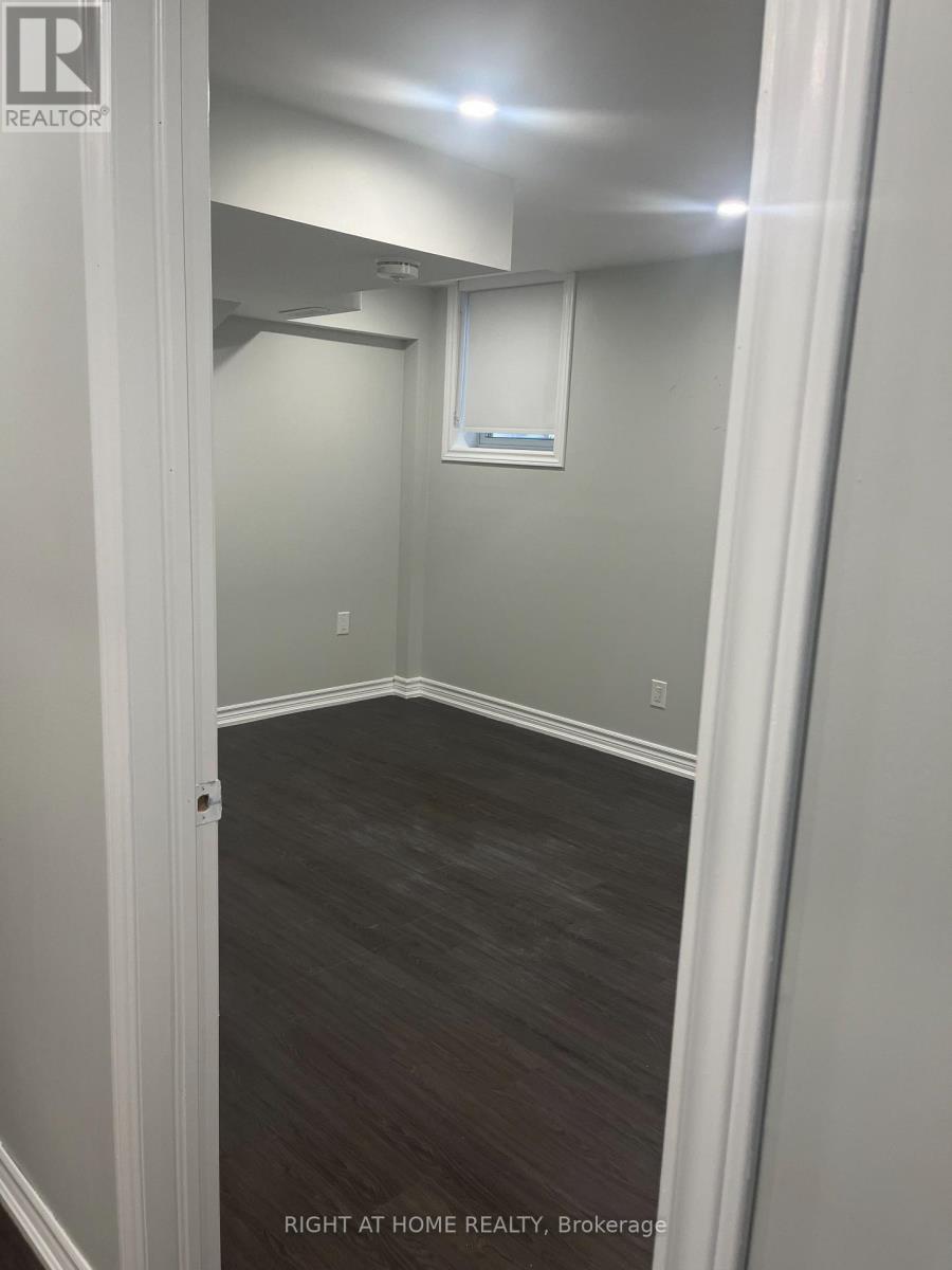 Basement - 6772 Longview Place E, Mississauga, Ontario  L5C 1V3 - Photo 10 - W12943540