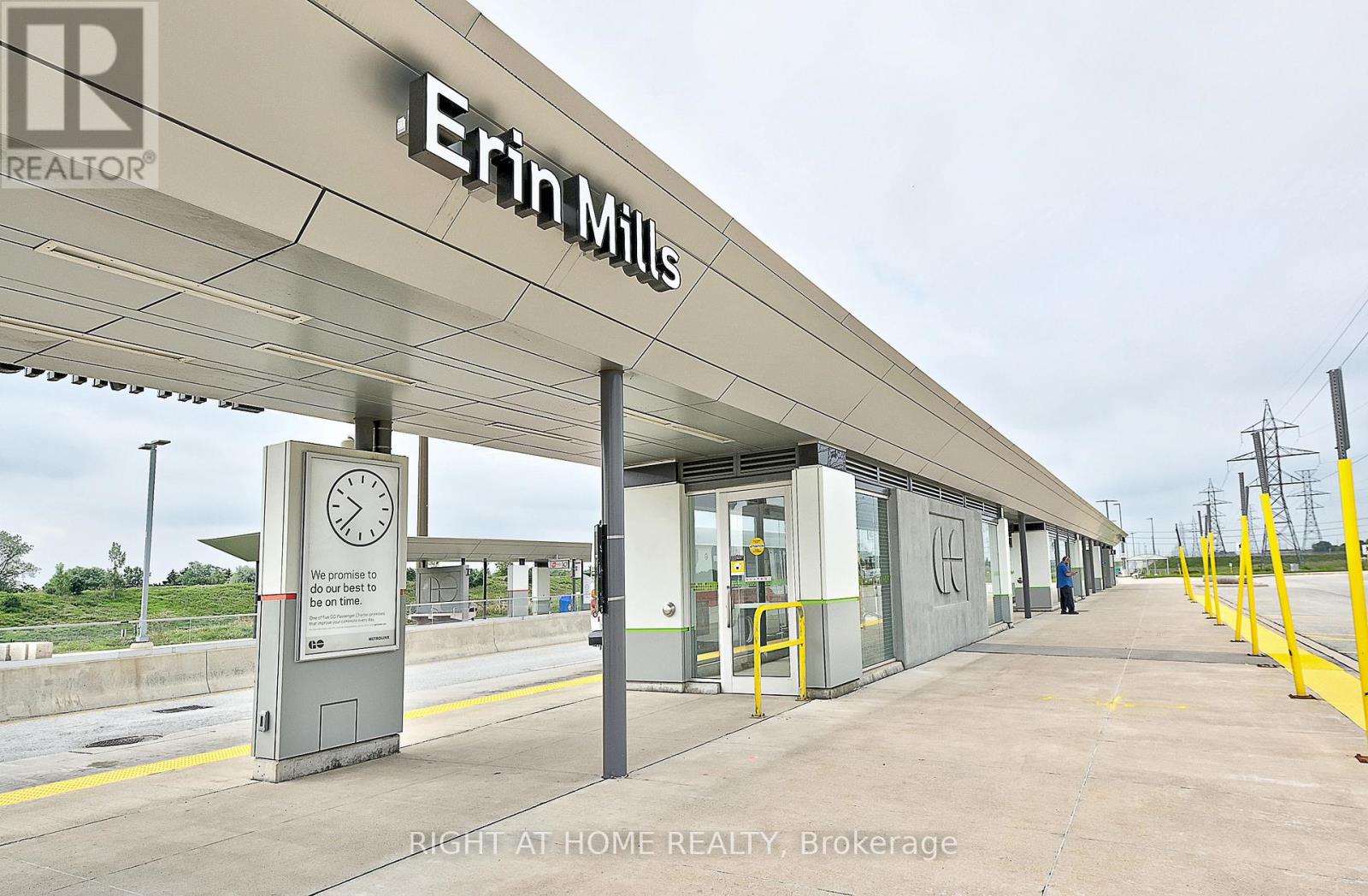 702 - 2560 Eglinton Avenue W, Mississauga, Ontario  L5M 0Y3 - Photo 8 - W12943546