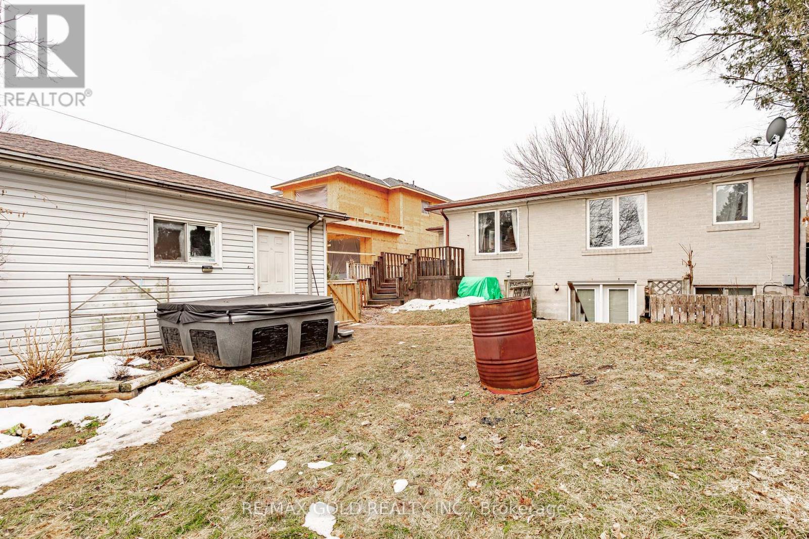 521 Sandbrook Road, Oakville, Ontario  L6L 4M6 - Photo 37 - W12943562