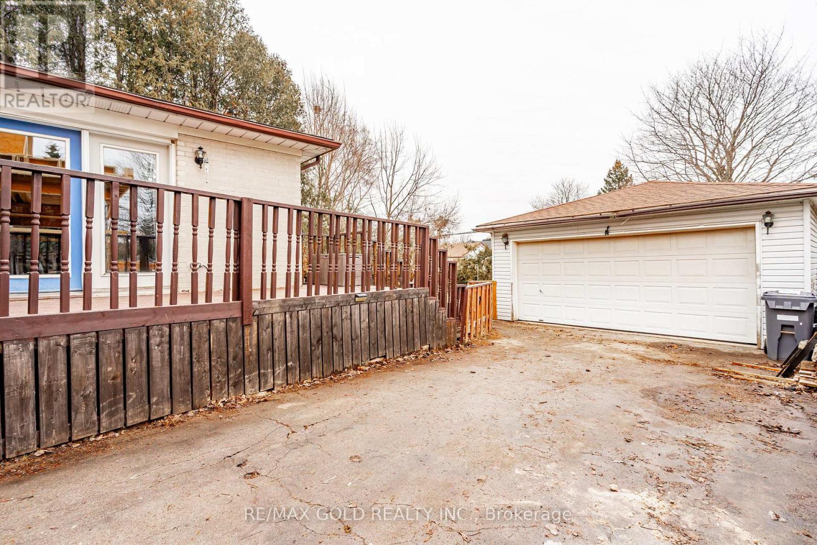 521 Sandbrook Road, Oakville, Ontario  L6L 4M6 - Photo 38 - W12943562