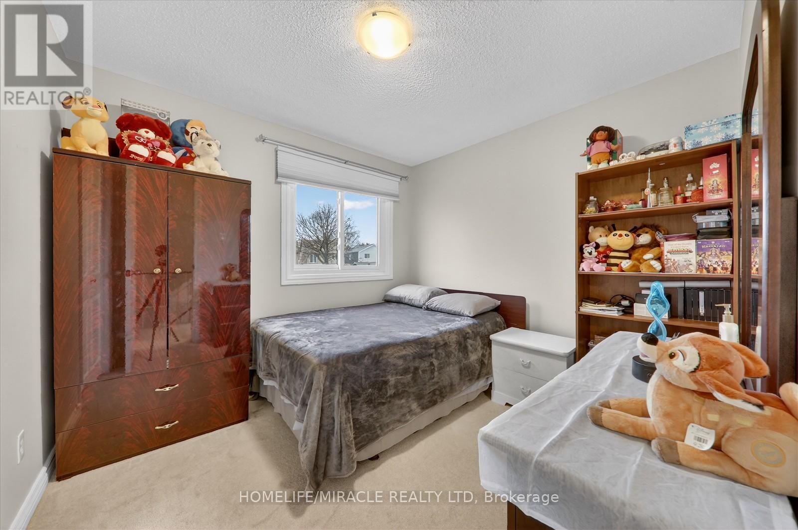 113 Fanshawe Drive, Brampton, Ontario  L6Z 1A8 - Photo 17 - W12943568