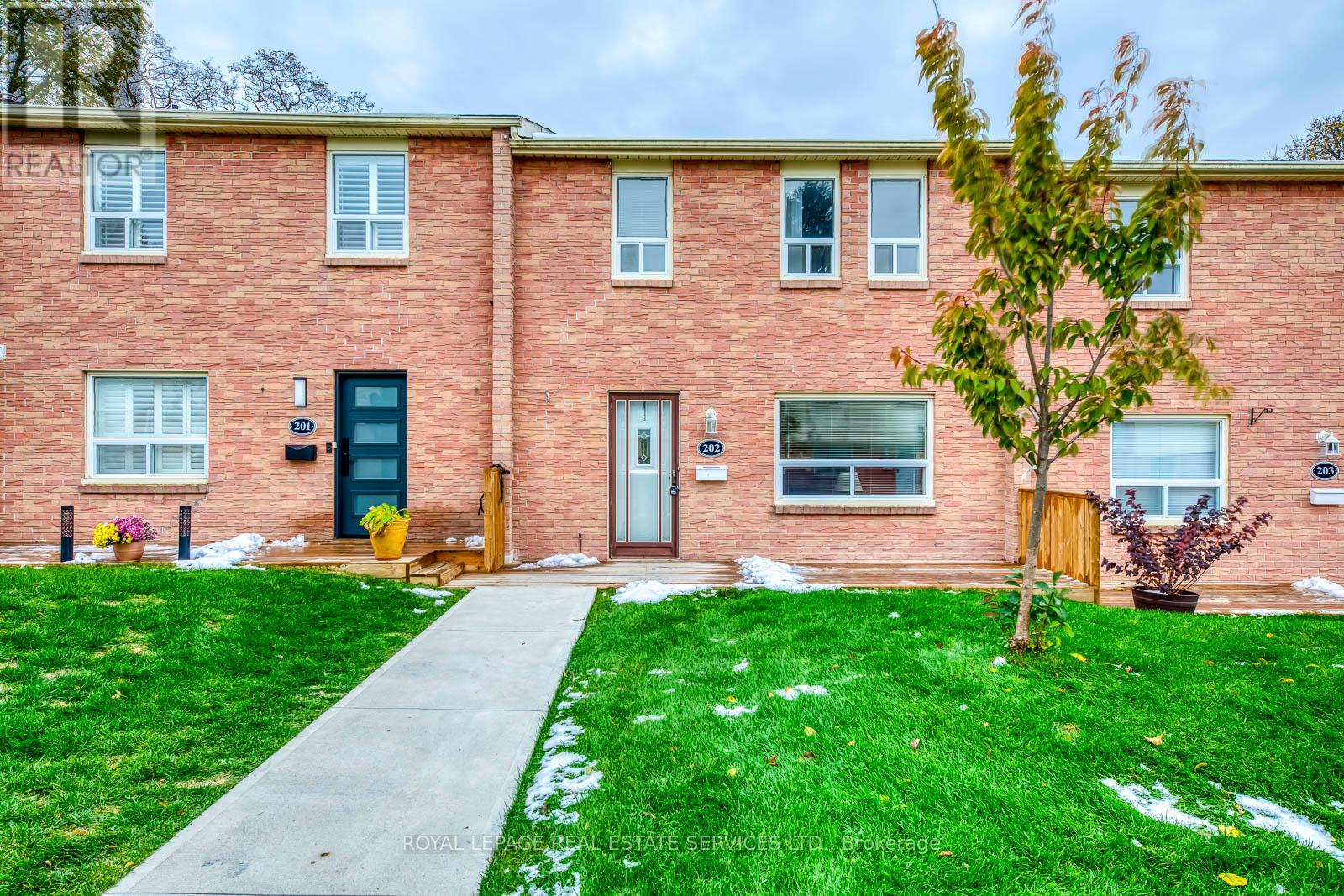 202 - 1055 SHAWNMARR ROAD, Mississauga, Ontario