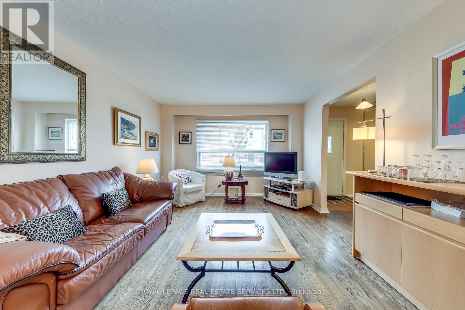 202 - 1055 Shawnmarr Road, Mississauga, Ontario  L5H 3V2 - Photo 12 - W12943570