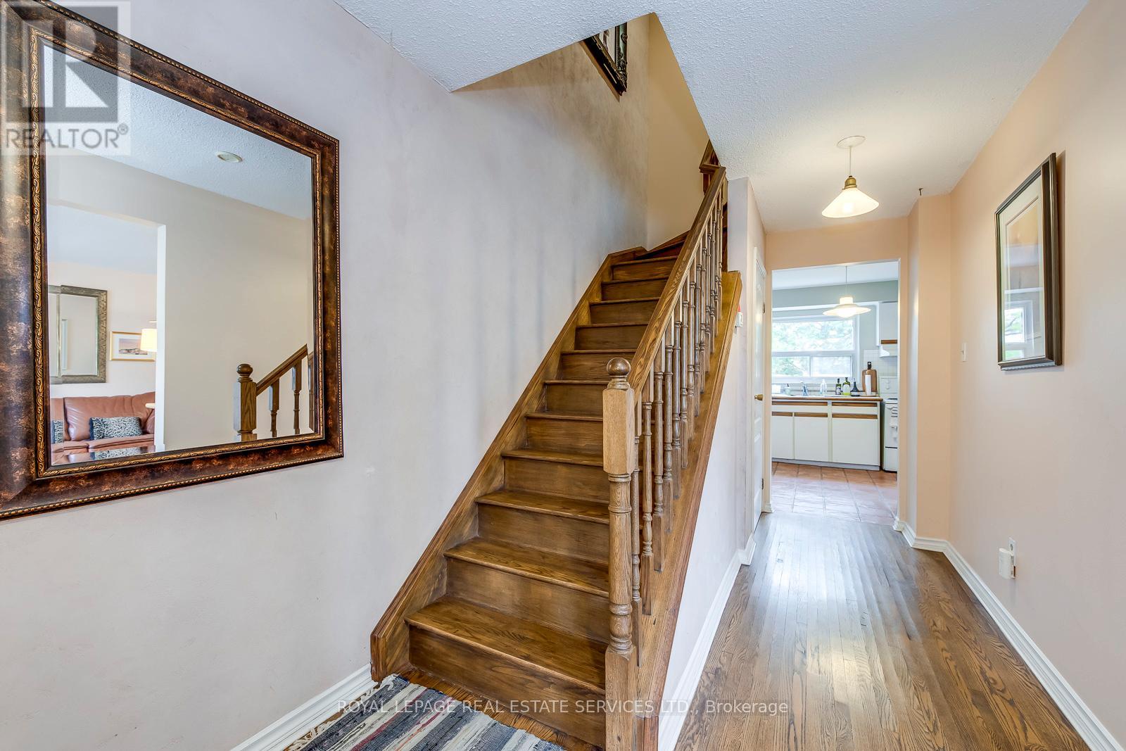 202 - 1055 Shawnmarr Road, Mississauga, Ontario  L5H 3V2 - Photo 22 - W12943570