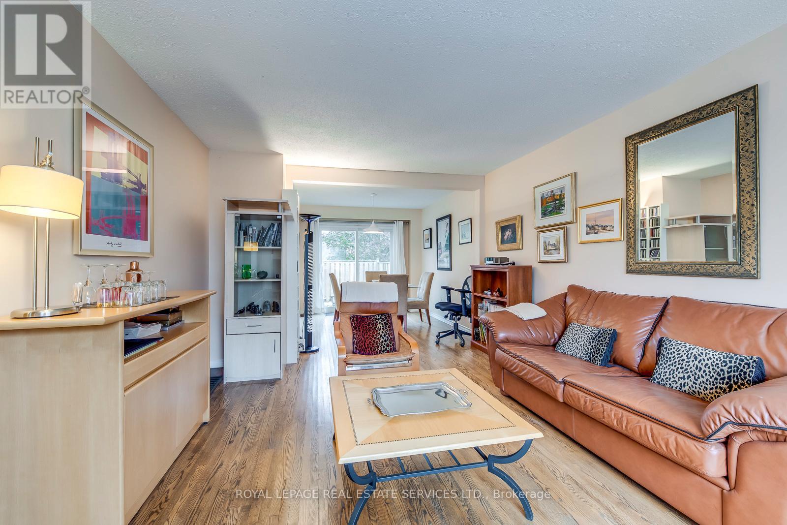 202 - 1055 Shawnmarr Road, Mississauga, Ontario  L5H 3V2 - Photo 9 - W12943570