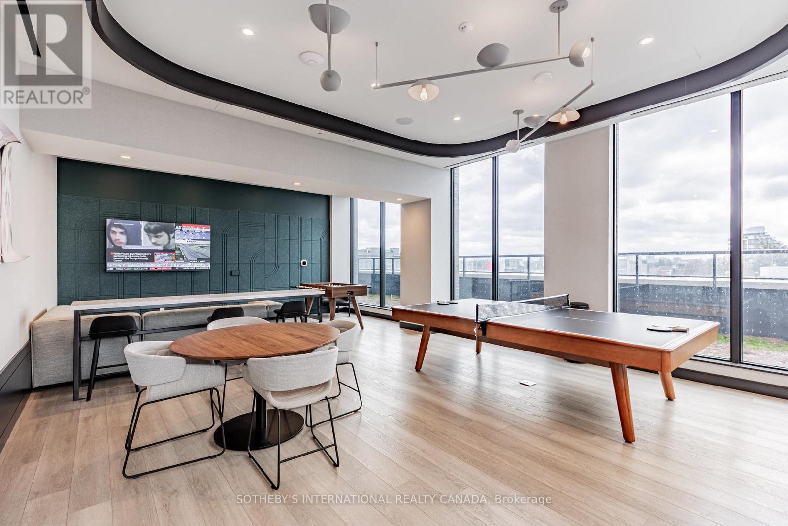 Th104 - 5 York Garden Way, Toronto, Ontario  M6A 2V1 - Photo 24 - W12943582