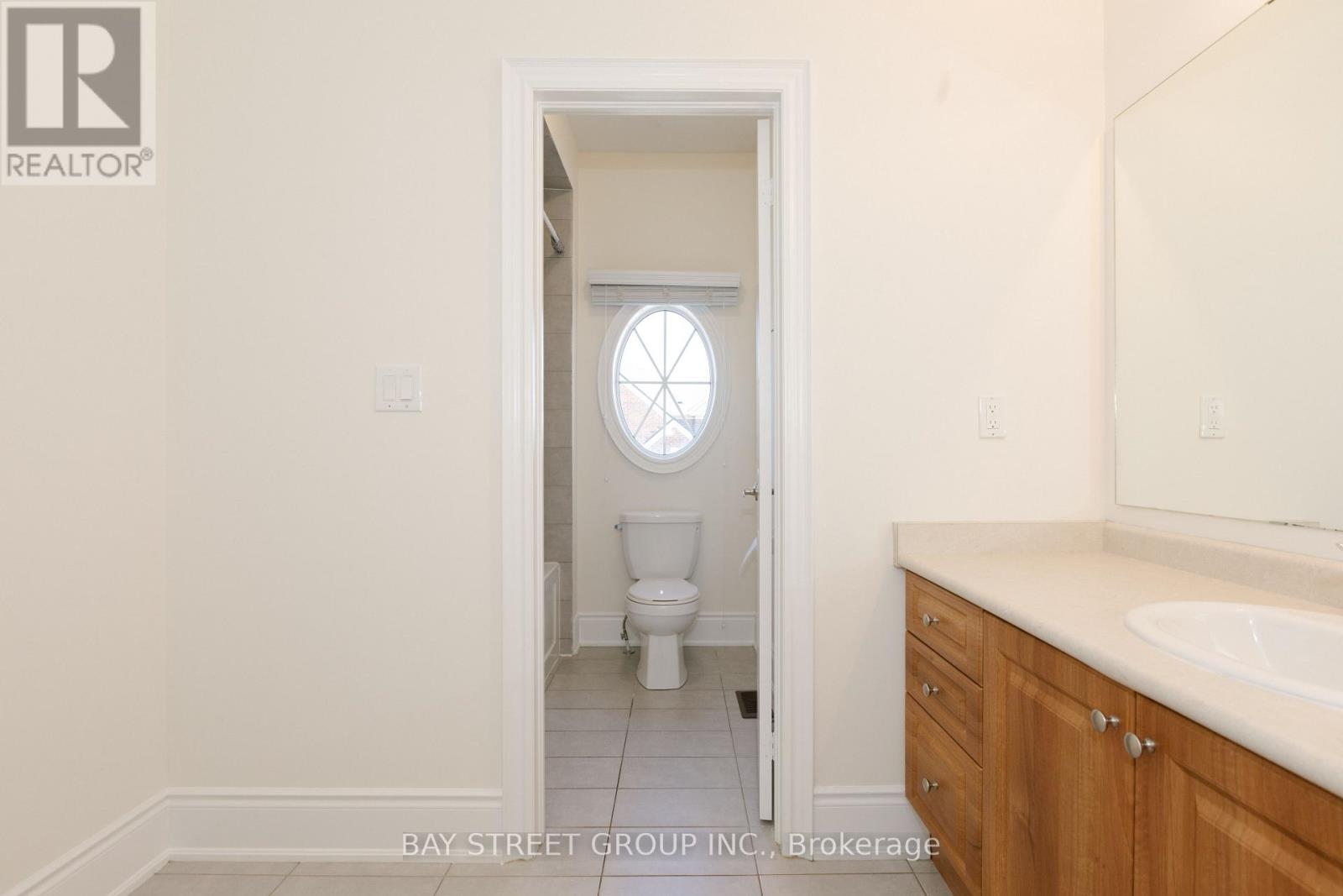 3127 Streamwood Pass, Oakville, Ontario  L6H 0T2 - Photo 40 - W12943588