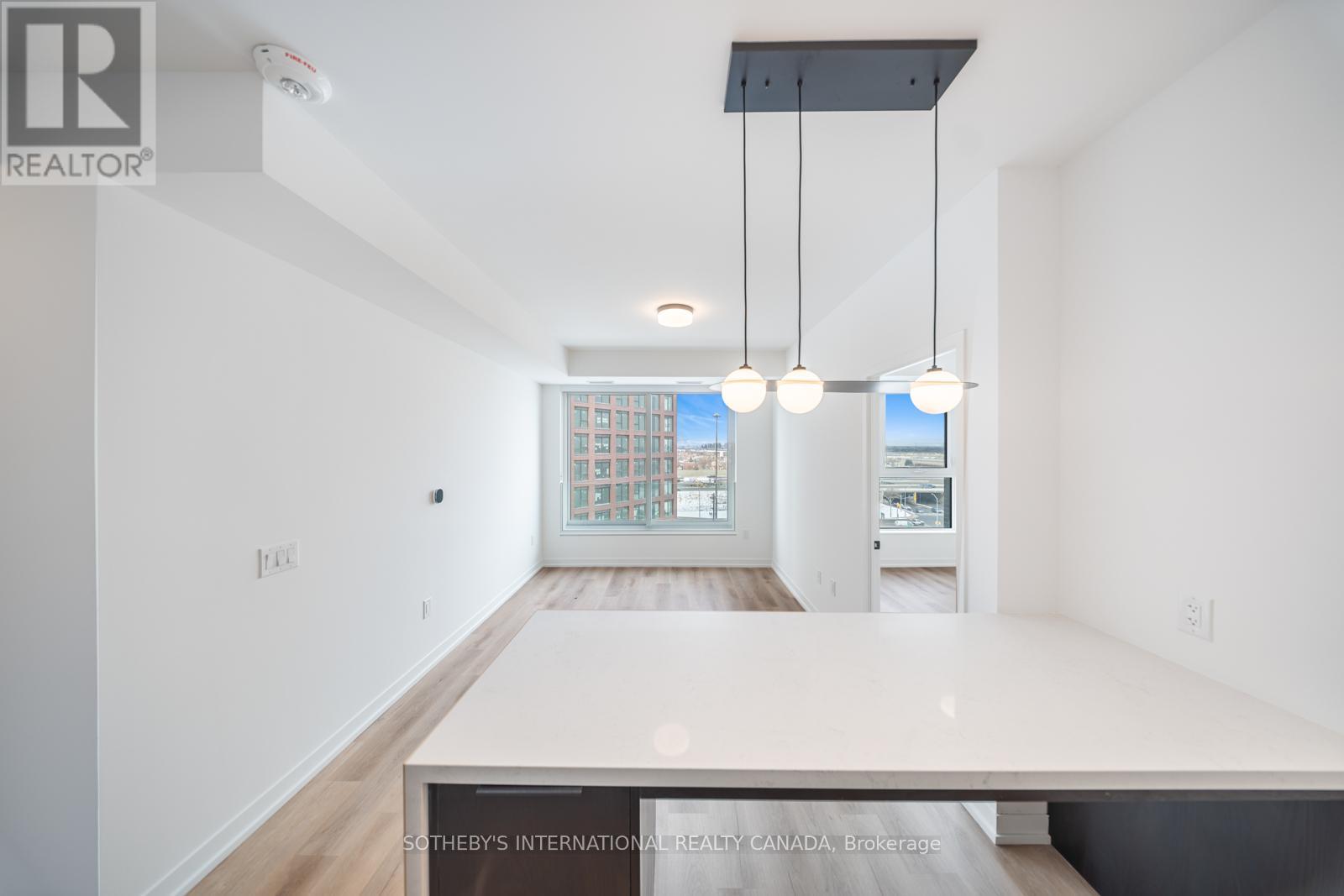 611 - 5 York Garden Way, Toronto, Ontario  M6A 2V1 - Photo 6 - W12943598