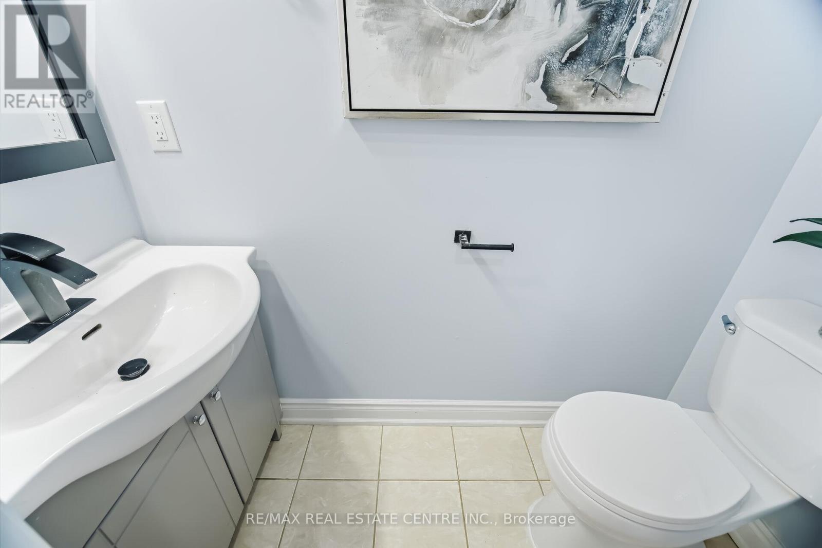 15 Heatherdale Drive, Brampton, Ontario  L7A 2H6 - Photo 17 - W12943610