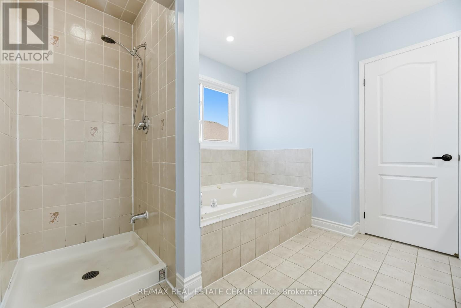 15 Heatherdale Drive, Brampton, Ontario  L7A 2H6 - Photo 24 - W12943610