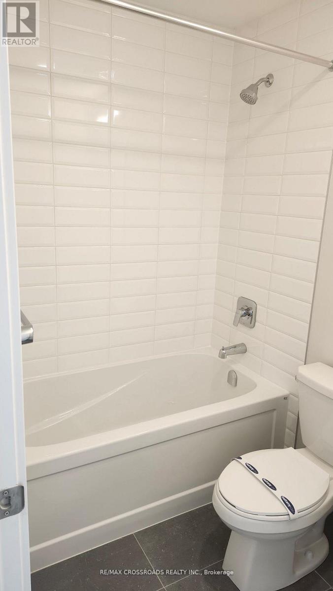 511 - 720 Whitlock Avenue, Milton, Ontario  L9E 2B5 - Photo 13 - W12943614