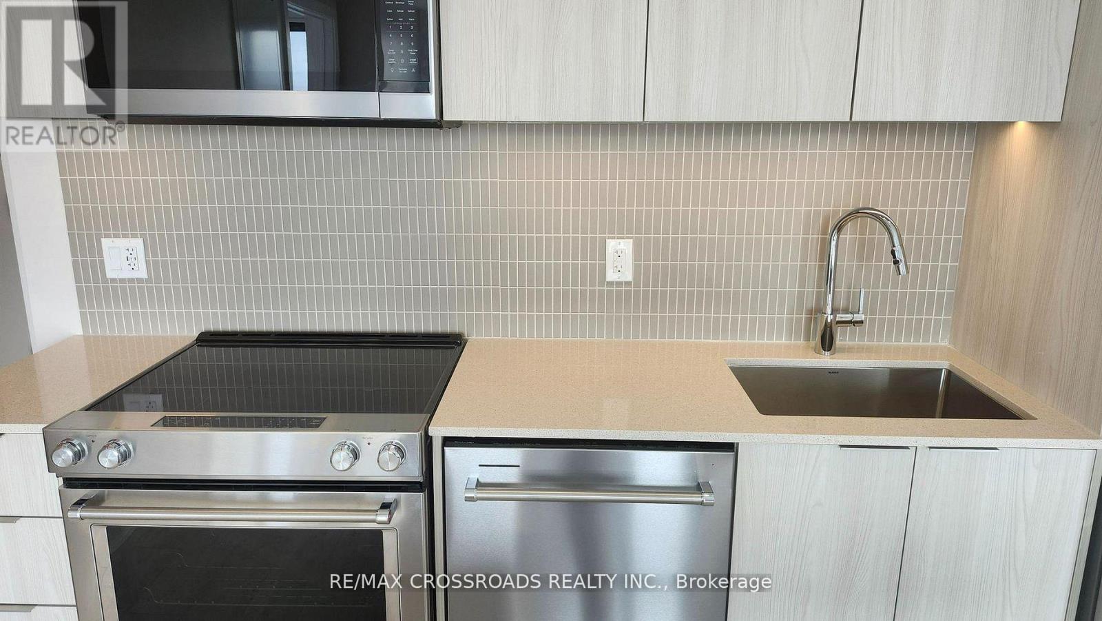 511 - 720 Whitlock Avenue, Milton, Ontario  L9E 2B5 - Photo 14 - W12943614