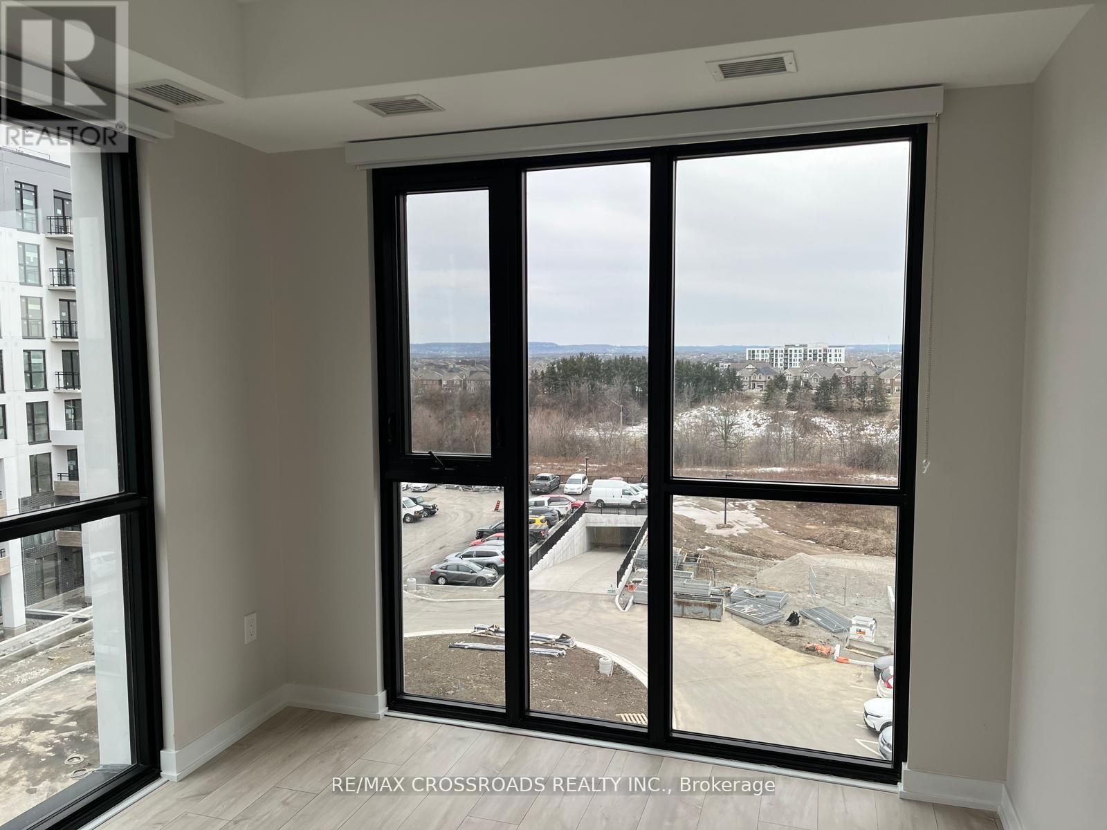 511 - 720 Whitlock Avenue, Milton, Ontario  L9E 2B5 - Photo 7 - W12943614