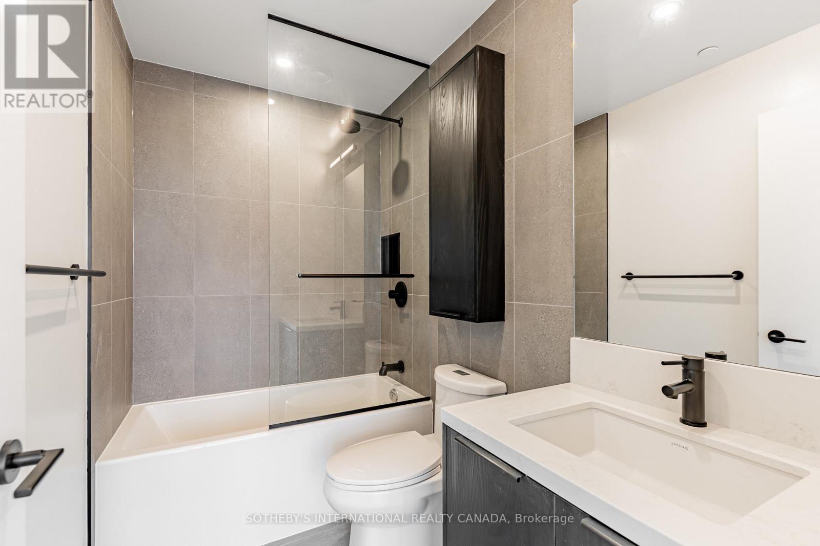 808 - 5 York Garden Way, Toronto, Ontario  M6A 2V1 - Photo 14 - W12943626