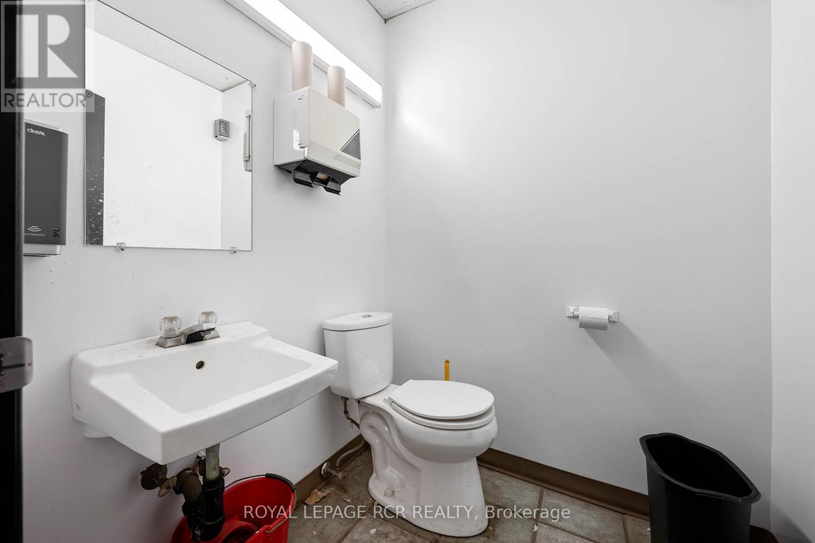 2b - 10 Centennial Road, Orangeville, Ontario  L9W 1P8 - Photo 17 - W12943636