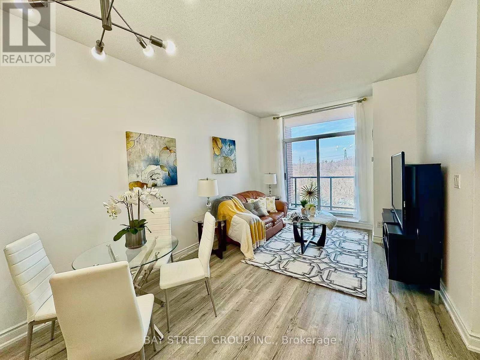 507 - 25 Earlington Avenue, Toronto, Ontario  M8X 3A3 - Photo 2 - W12943652