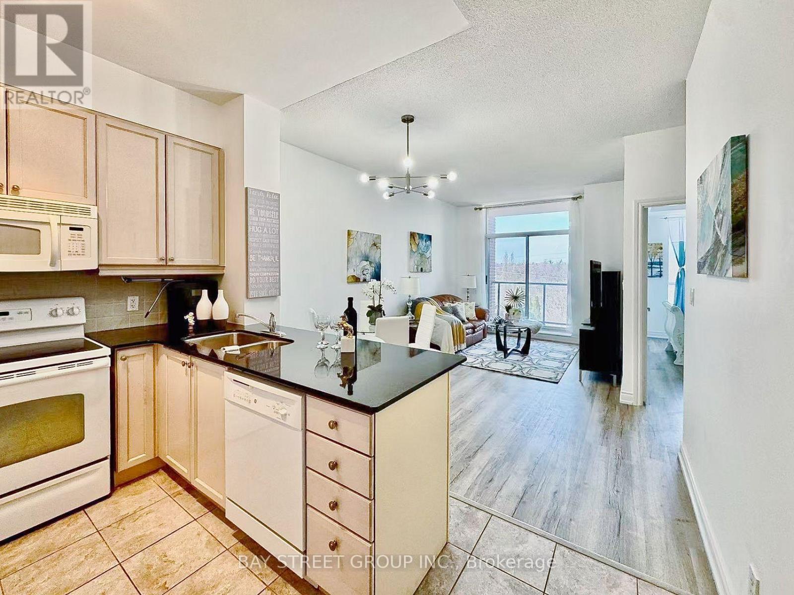 507 - 25 Earlington Avenue, Toronto, Ontario  M8X 3A3 - Photo 3 - W12943652