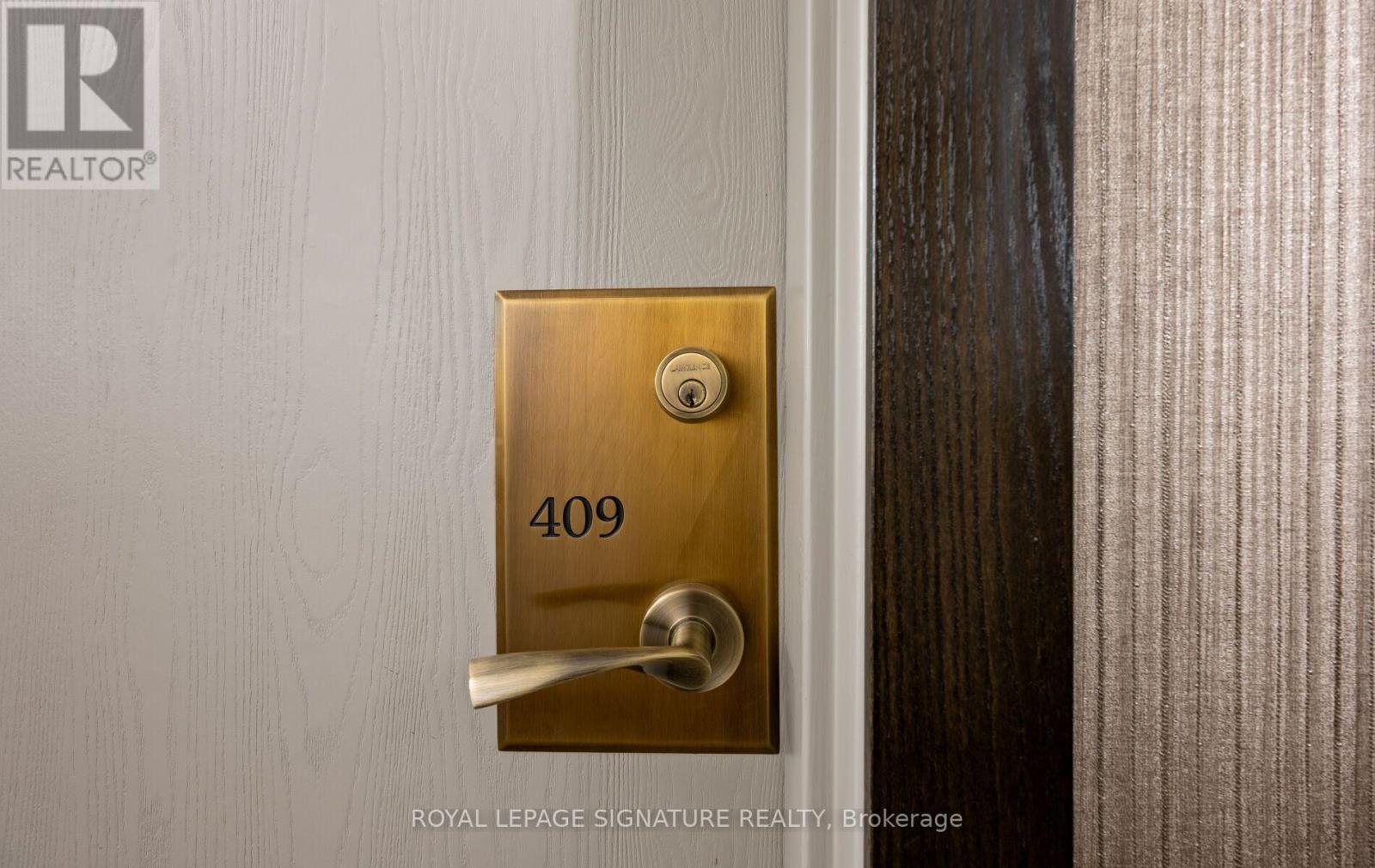 409 - 6500 Montevideo Road, Mississauga, Ontario  L5N 3T6 - Photo 3 - W12943670