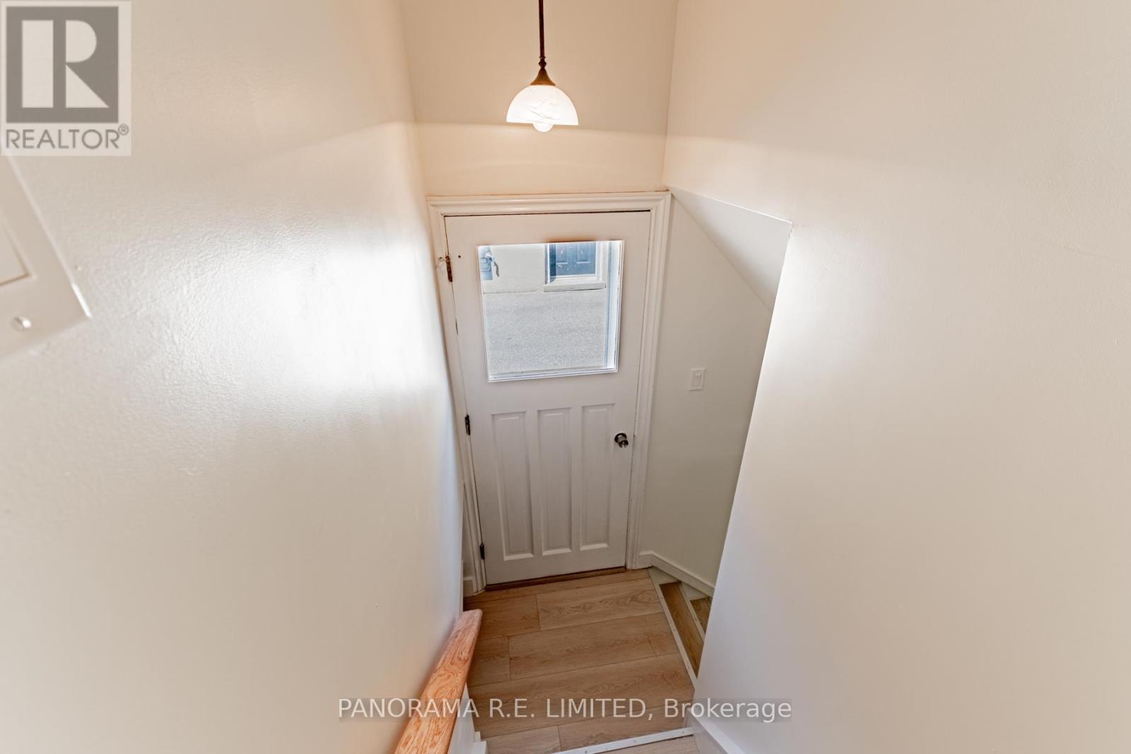 53 Vanguard Drive, Toronto (Islington-City Centre West), Ontario  M9B 5E8 - Photo 19 - W12943698